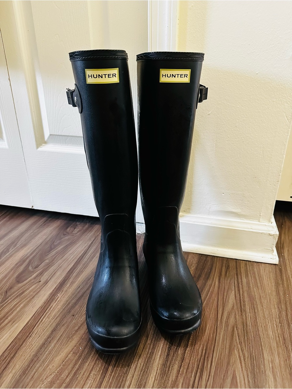 Hunter Tall Knee-High Rain Boots in Black